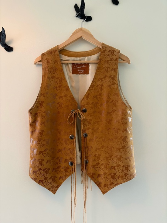 Stampede Jackets & Blazers - VNTG Stampede Two Piece Vest & Skirt Set, Brown Embossed Leather.